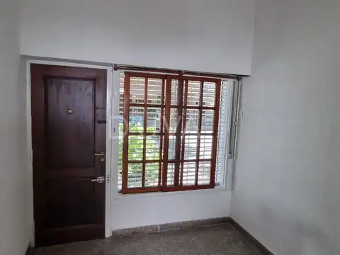 Depto Tipo Casa en Alquiler de 3 ambientes