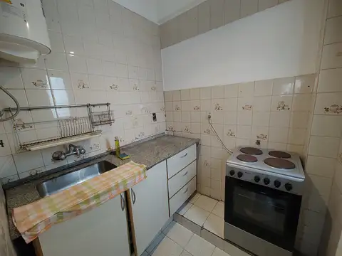 Depto Tipo Casa 2 ambientes con 1 baño