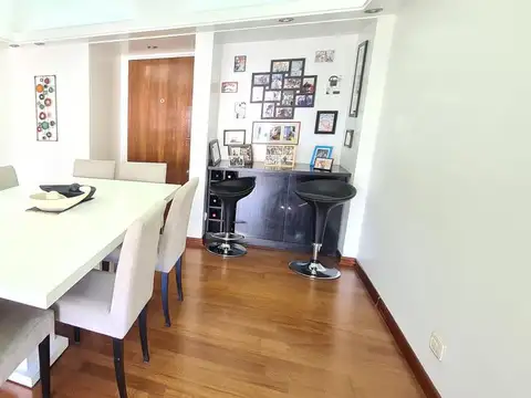 Departamento 4 ambientes con 2 baños