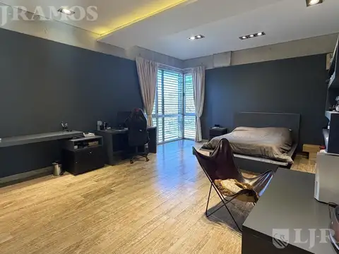 Casa al lago en el Barrio Los Lagos, Nordelta