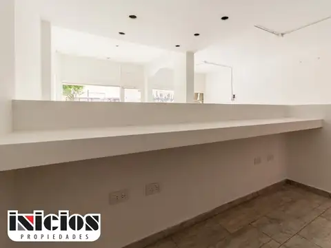 2 Locales en Zona Centrica - C1129