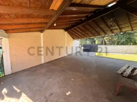 VENTA QUINTA CON PILETA Y PARQUE FRANCISCO ALVAREZ