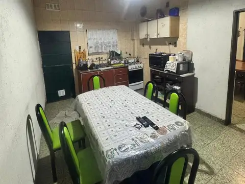 Depto Tipo Casa 6 ambientes con 4 baños