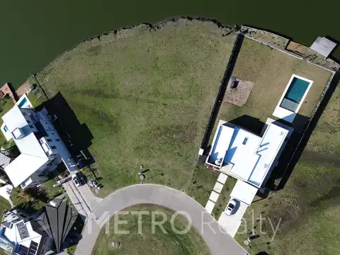 VENTA LOTE A LA LAGUNA VILLALOBOS 1023m2