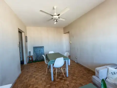 Departamento 4 ambientes con 2 baños