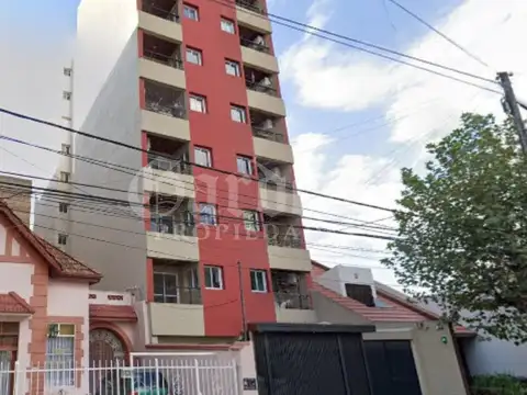 Departamento de 2 ambientes en 2do piso contrafrente. Liv/Com - Dormitorio - Balcon. APTO CREDITO