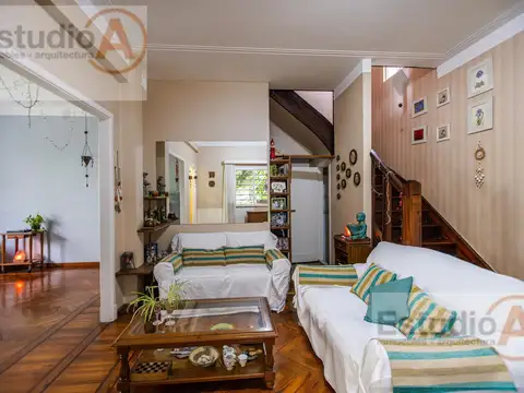 Casa 5 ambientes con 2 baños