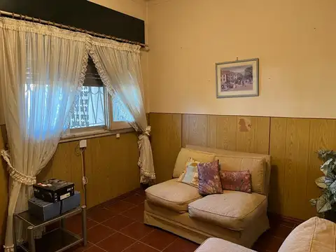 Casa en Venta en Rafael Calzada, USD 88.000