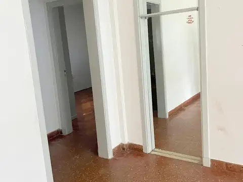 PH  CON ENTRADA INDEPENDIENTE SIN EXPENSAS  3 AMB PATIO Y  GARAGE