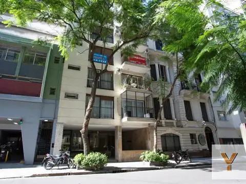 Guido e/ Ayacucho y Avenida Callao