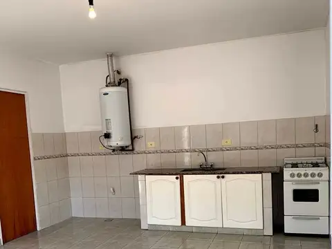 Depto Tipo Casa 2 ambientes con 1 baño