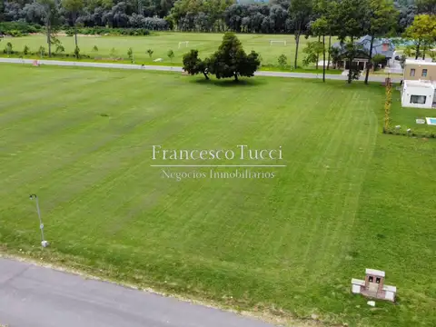 Terreno en venta Barrio Cerrado Castelo Real