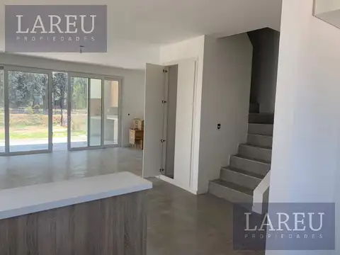 Casa en Alquiler A Estrenar