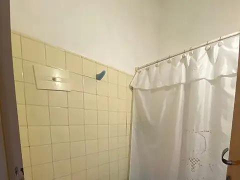 CASA INTERNA EN VENTA 3 DORMITORIOS