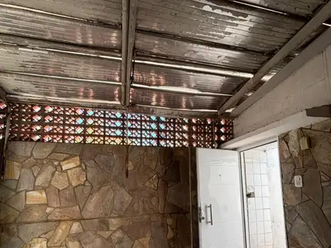 Casa interna de 5 dormitorios en venta