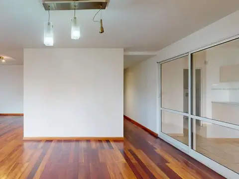 Departamento en VENTA La Plata 3 dorm. y cochera
