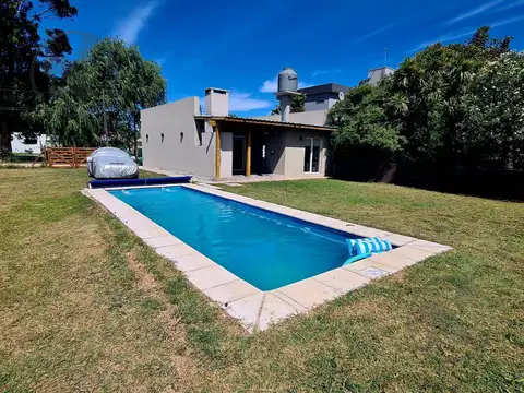 VENTA I CASA CON PILETA I CAMET NORTE