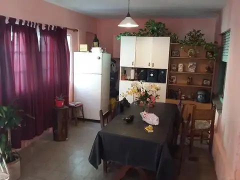 Depto Tipo Casa en Venta 60 años