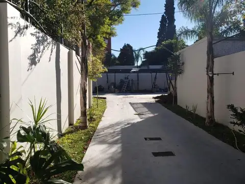 Cochera Semicubierta en Temperley.