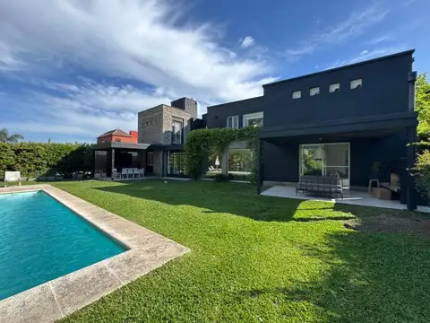 Casa en venta en barrio cerrado St. Matthew´s Village