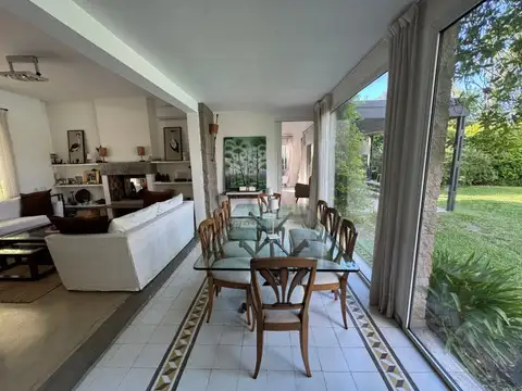 Casa en Venta de 4 dormitorios