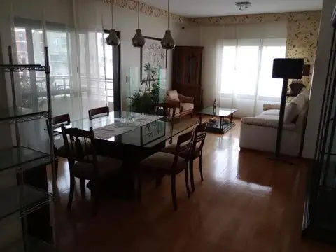 Bulnes 2700, Piso 18