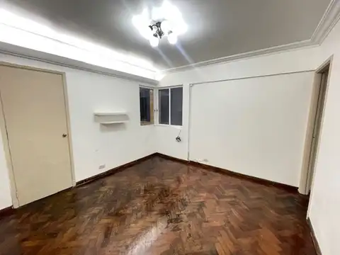 ¡EXCELENTE UBICACIÓN DEL BARRIO, PROX, AL PARQ, CENTENARIO!