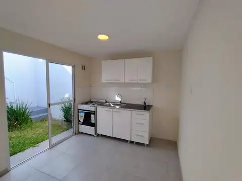 Depto Tipo Casa en Venta de 3 ambientes