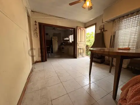 VENTA PH CON 250 m² Totales – A 3 Cuadras de Av. San Martín - LANUS
