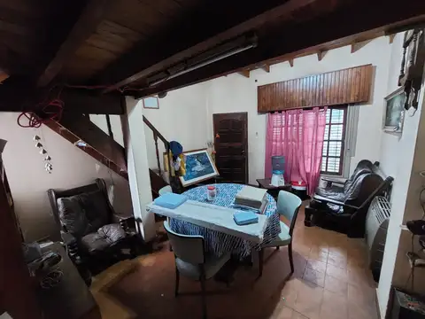 Casa en Venta con 1 cochera