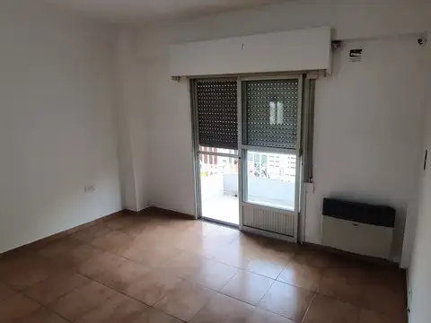 Urquiza 1800, Piso 1