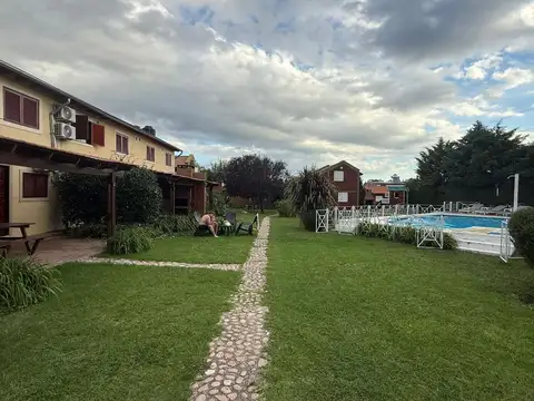 Casa en Venta con 5 cocheras
