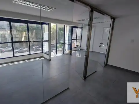 Local en Alquiler - 6 Baños - 350mts - San Telmo