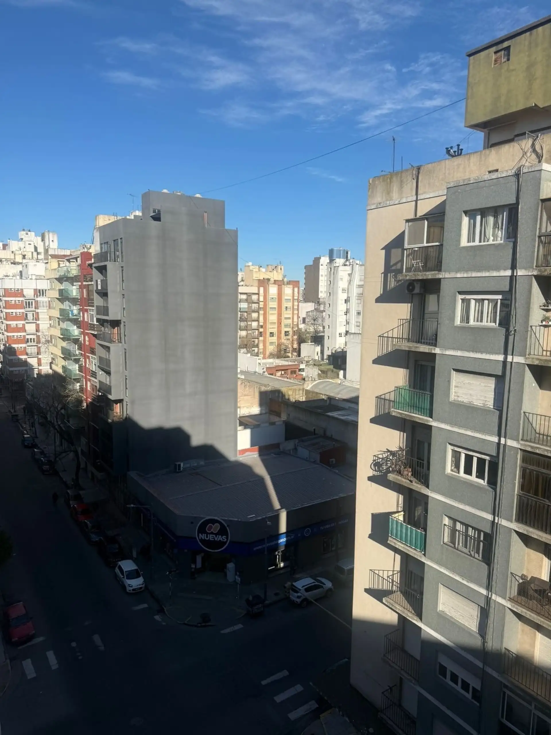 Venta Departamento 1 ambiente Dividido al Frente . Zona Centro