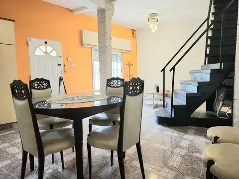 VENTA CASA CON LOCAL 4 AMBIENTES EN VILLA BALLESTER