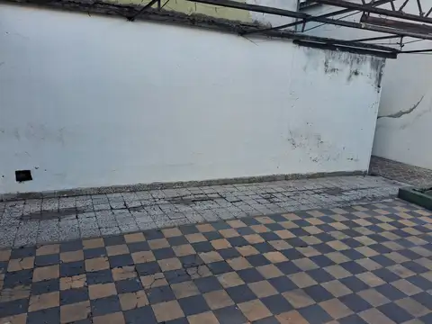 Depto Tipo Casa en Venta en Parque Avellaneda, USD 105.000