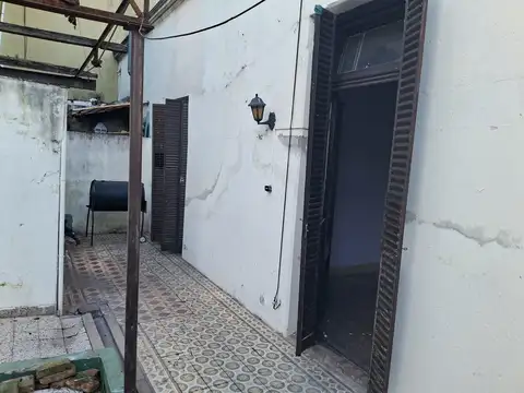 Depto Tipo Casa 4 ambientes con 1 baño