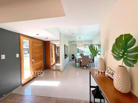 PROPIEDAD CON FONDO A AREA VERDE 