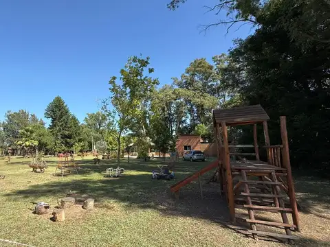 Campo 1,68 has Parrilla *LAS MARGARITAS* en Venta, Carlos Keen.