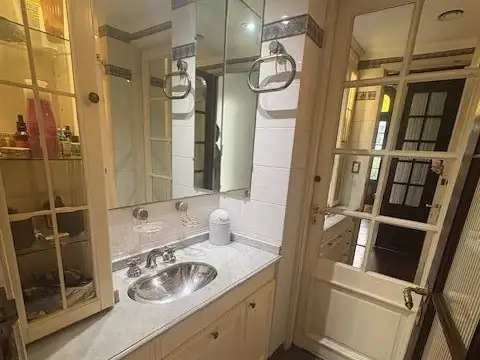 Depto Tipo Casa 7 ambientes con 3 baños