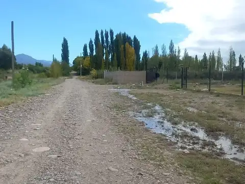 venta lote pegado barrio agua y energia 9000m"