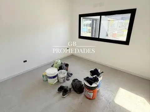 Venta de Casa 4 Ambientes en San Ramón, Pilar