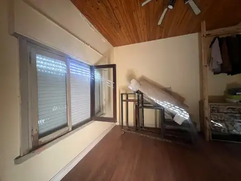 LOTE CON VIVIENDA Y GALPÓN VENTA VILLA LYNCH