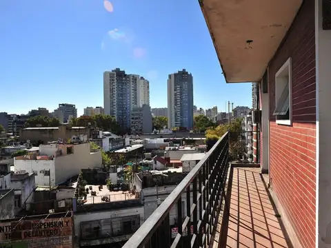 Dpto 3 amb en VENTA en VILLA CRESPO a remodelar