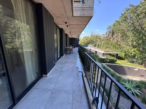 De La Huella 3400, Piso 1