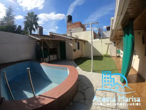 Casa en Venta en Banfield, USD 150.000