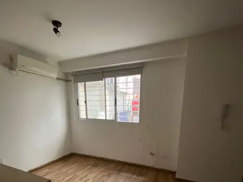 Departamento en Alquiler en Cordón , $ 29.000