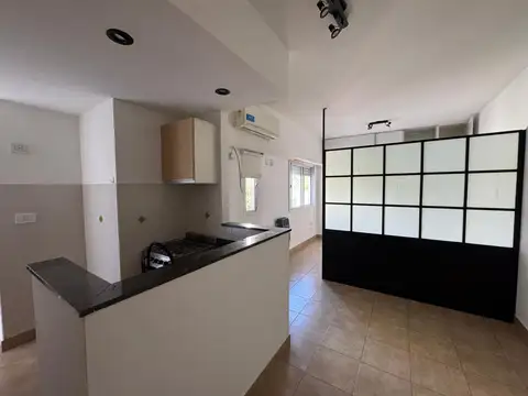 Departamento en Alquiler en Floresta, $ 650.000