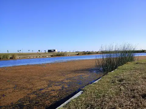 Terreno en Venta en Puertos - Barrio Amarras, USD 320.000