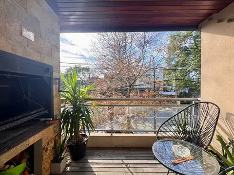 Moderno 3 ambs. STAY MARTINEZ con cochera y balcón